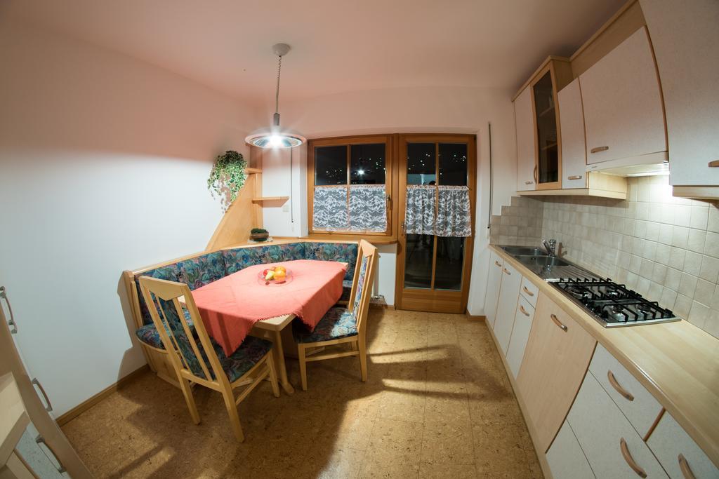 Appartements Else Urtijëi Buitenkant foto