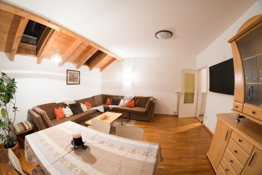 Appartements Else Urtijëi Buitenkant foto